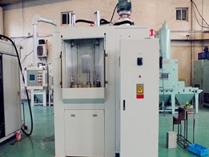 轉向軸濕式噴砂機